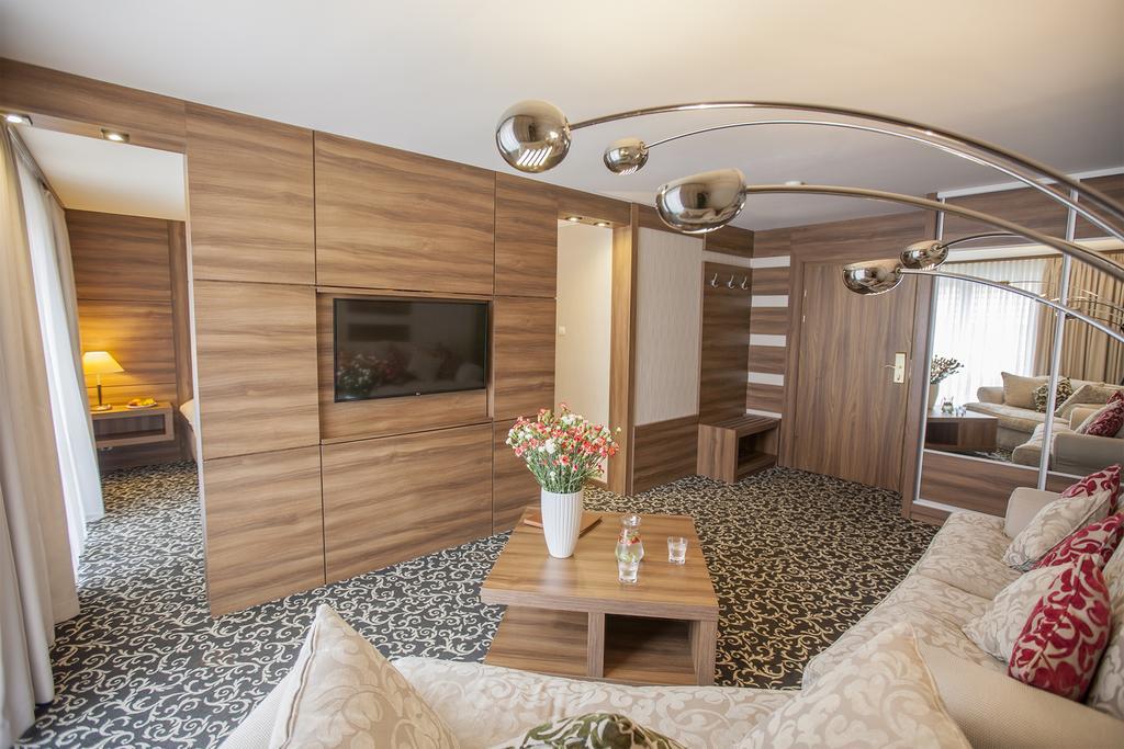 Kormoran Medispa Rowy  Rom bilde